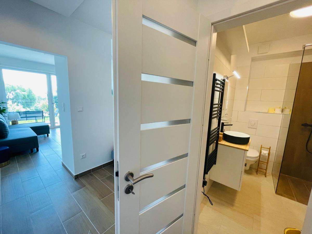 Panorama Superior Apartments - Pool, Garden, Parking Balatonalmadi Bagian luar foto