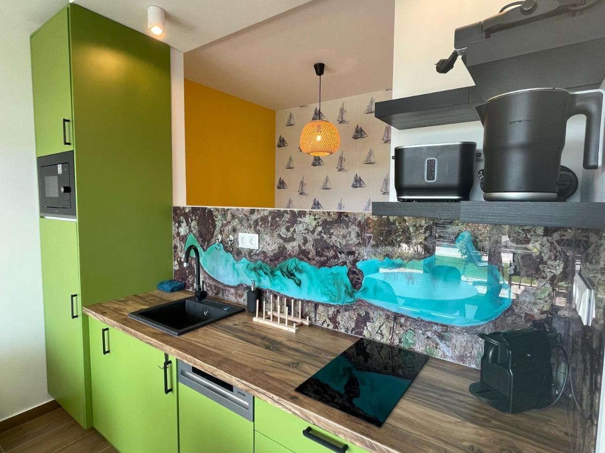 Panorama Superior Apartments - Pool, Garden, Parking Balatonalmadi Bagian luar foto