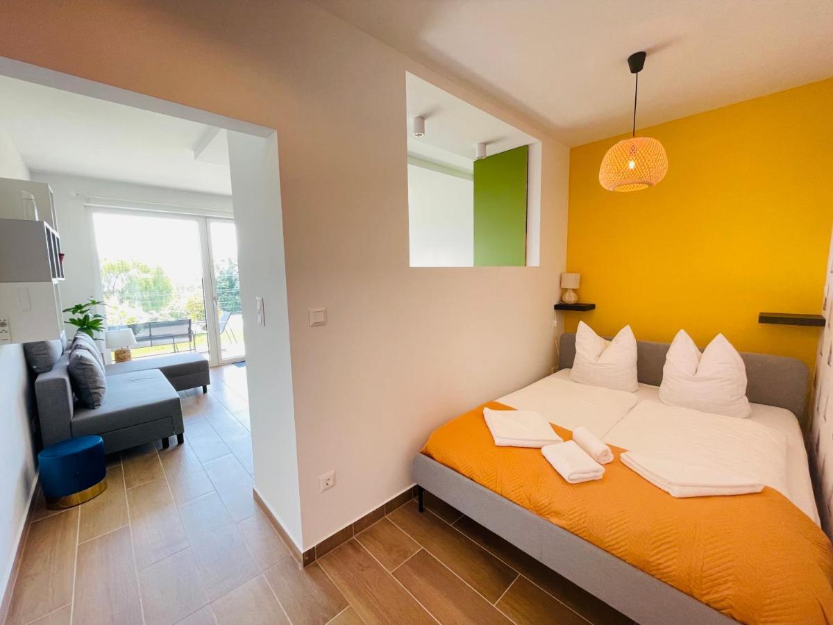 Panorama Superior Apartments - Pool, Garden, Parking Balatonalmadi Bagian luar foto
