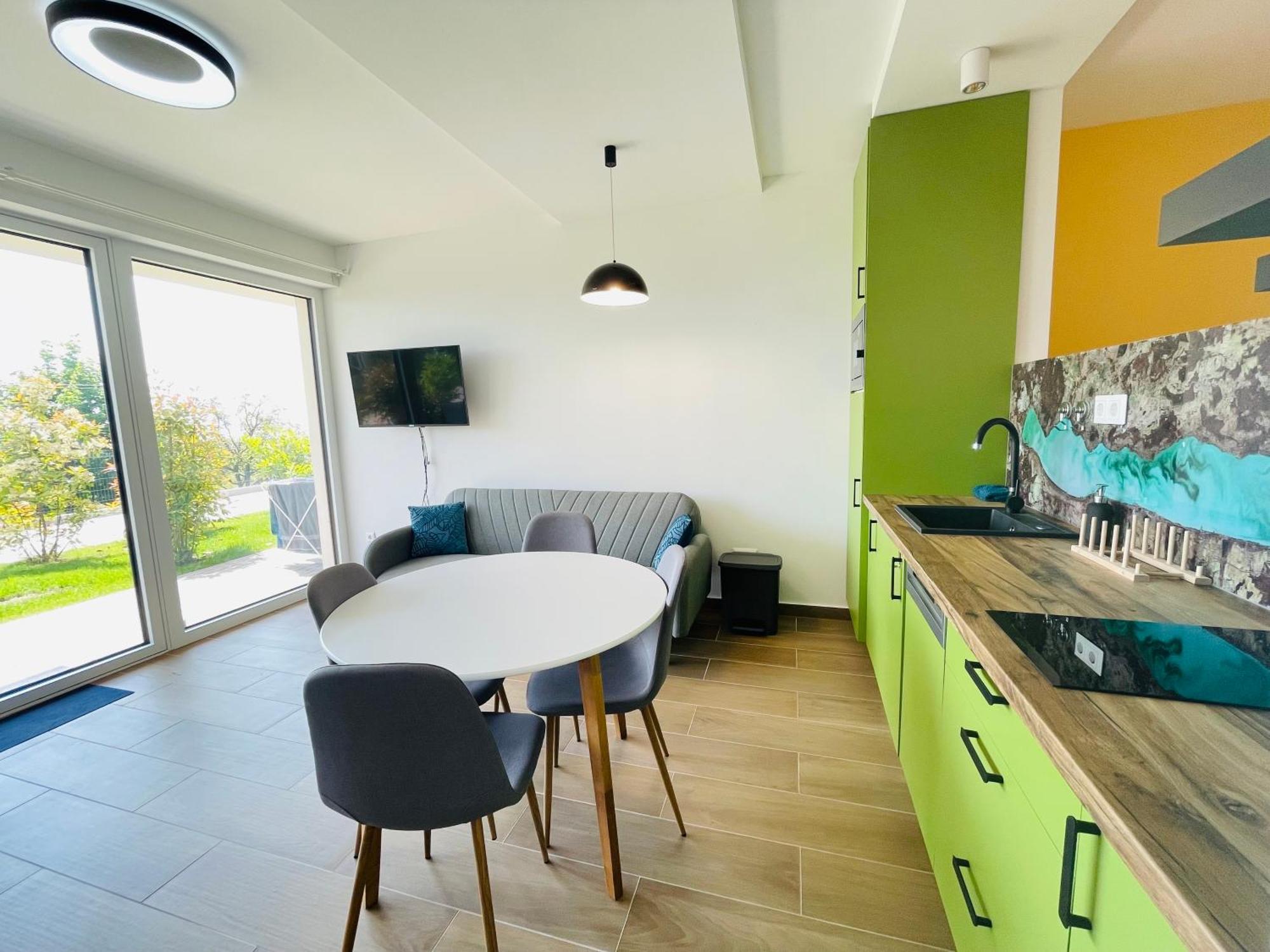 Panorama Superior Apartments - Pool, Garden, Parking Balatonalmadi Bagian luar foto
