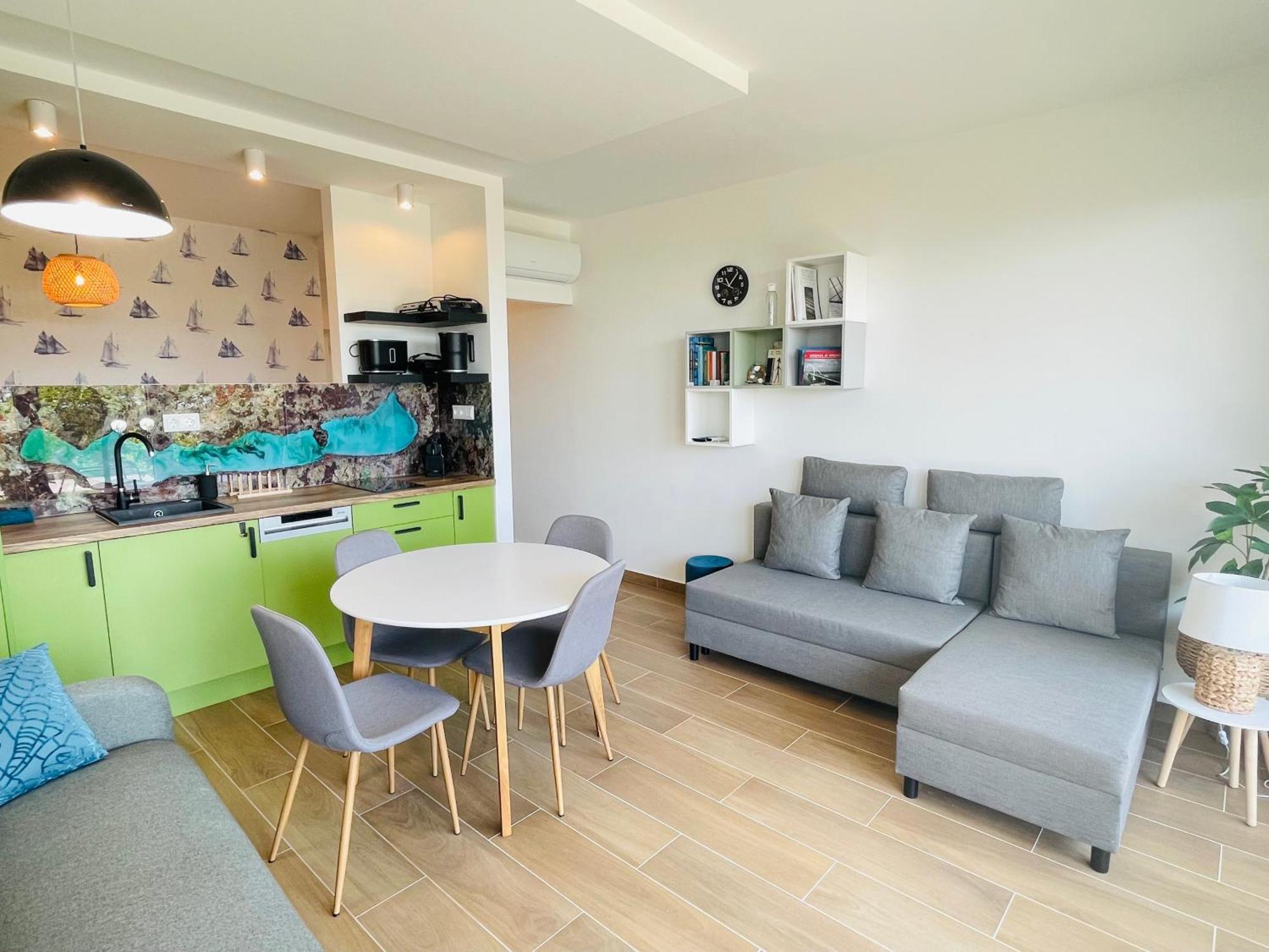Panorama Superior Apartments - Pool, Garden, Parking Balatonalmadi Bagian luar foto