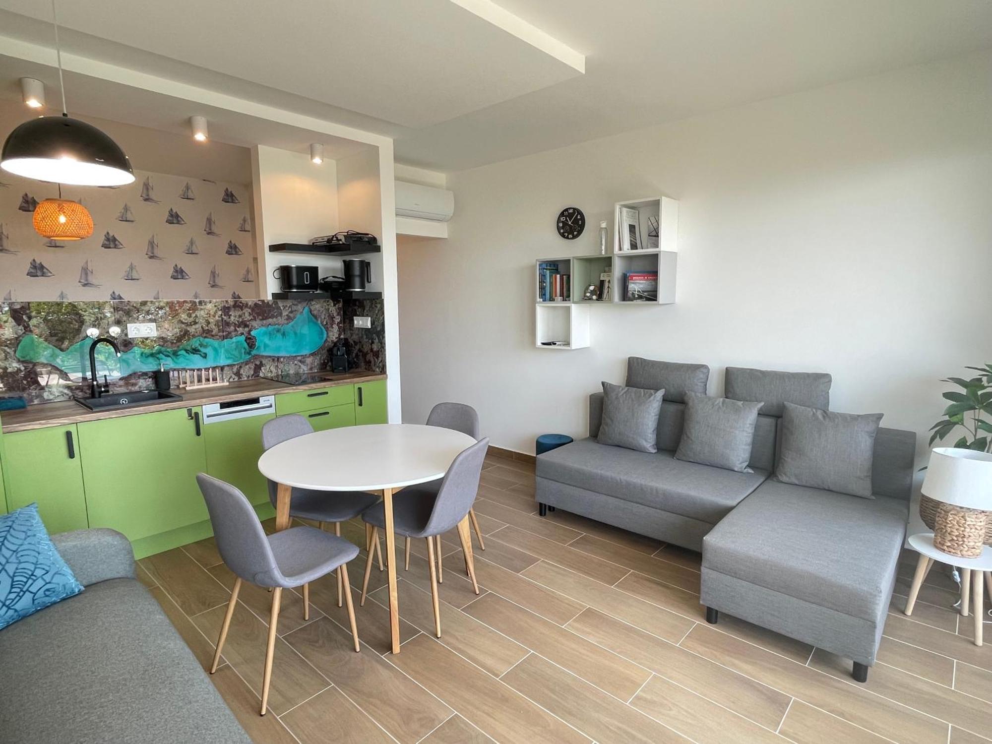 Panorama Superior Apartments - Pool, Garden, Parking Balatonalmadi Bagian luar foto