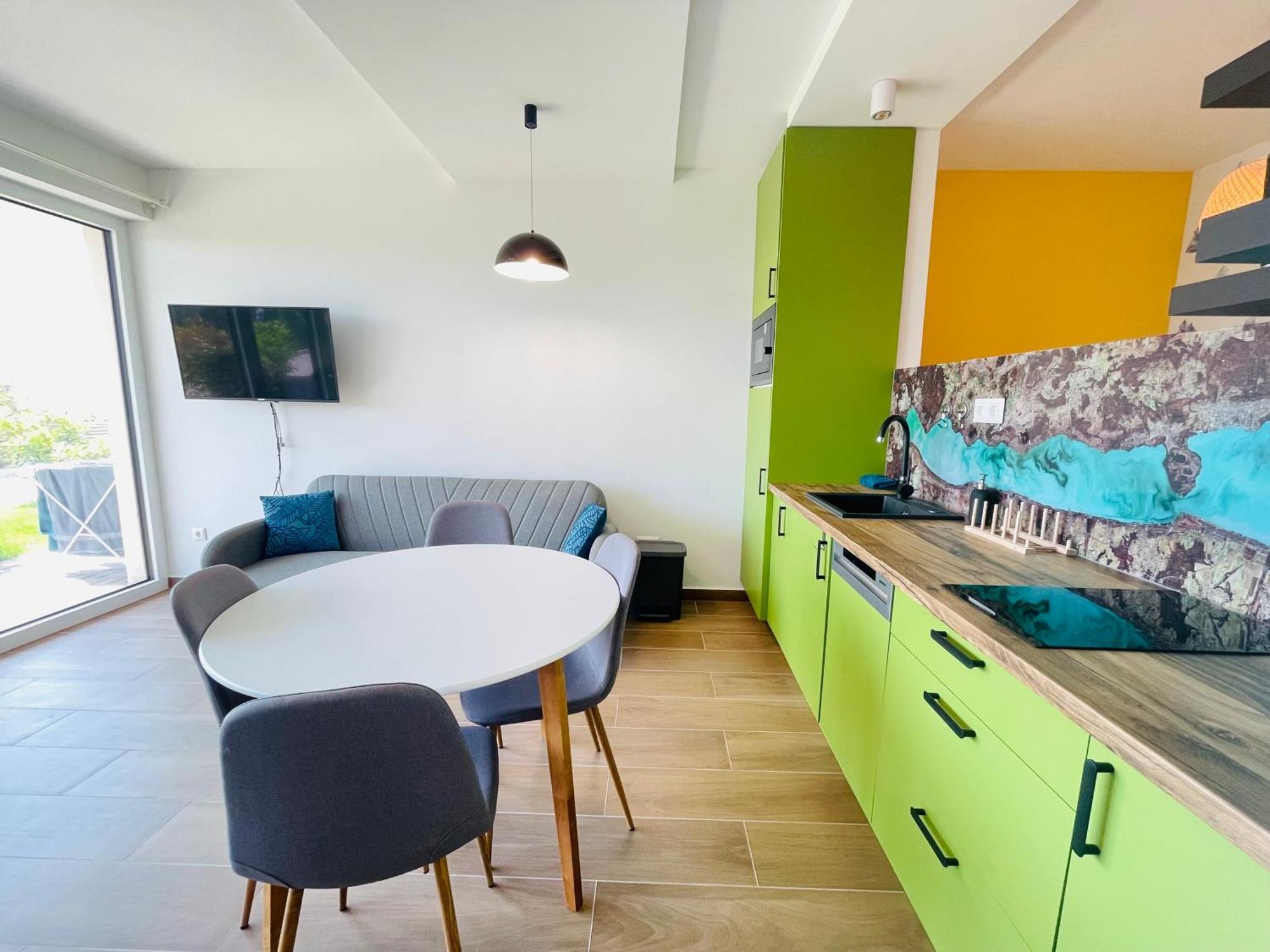 Panorama Superior Apartments - Pool, Garden, Parking Balatonalmadi Bagian luar foto