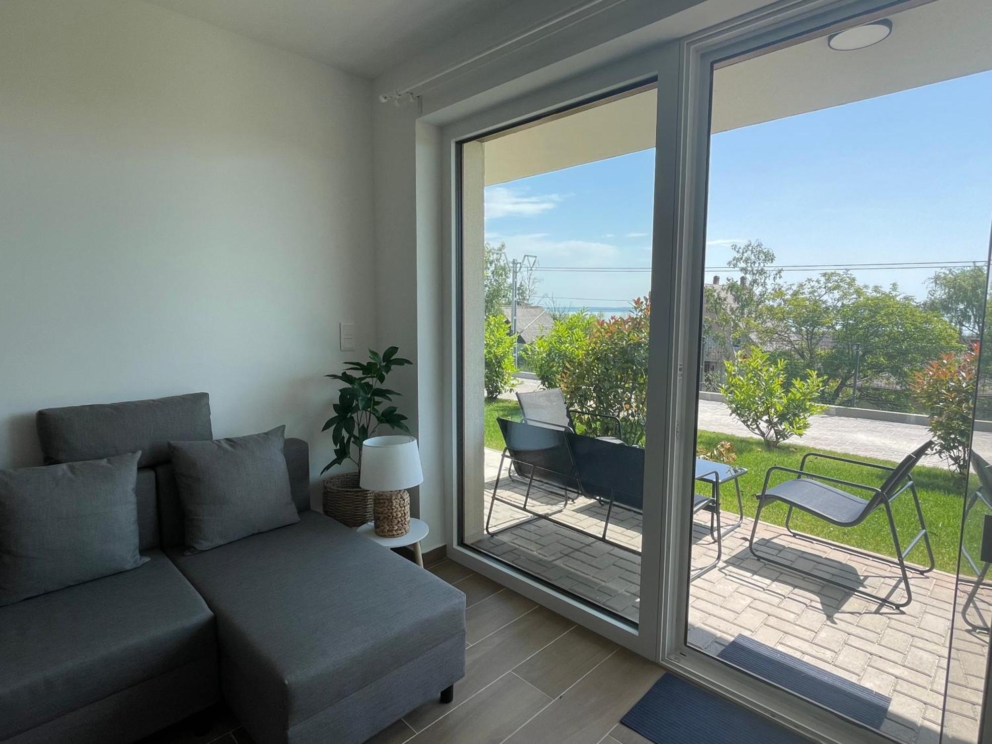 Panorama Superior Apartments - Pool, Garden, Parking Balatonalmadi Bagian luar foto